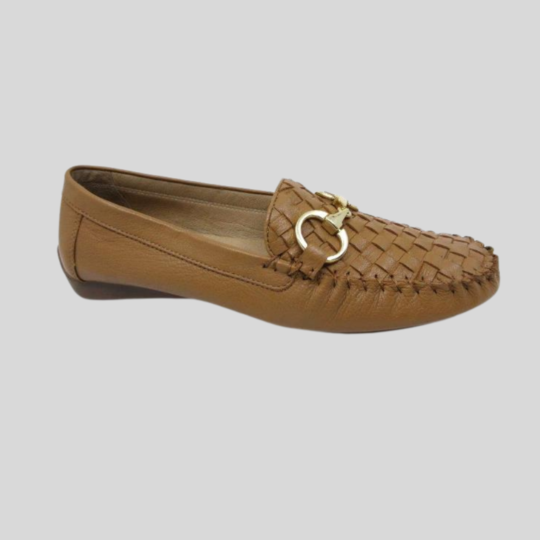 womens tan loafers 