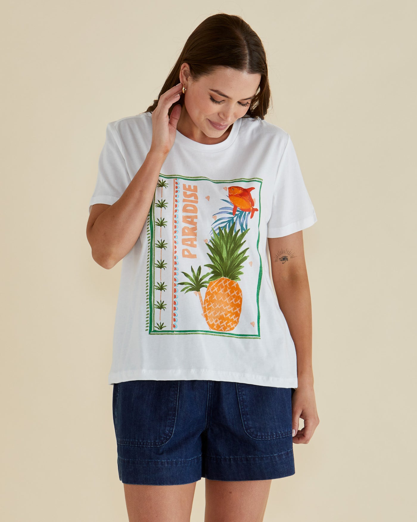 Betty Basics Ellia Crew Tee - Paradise Beach Print White