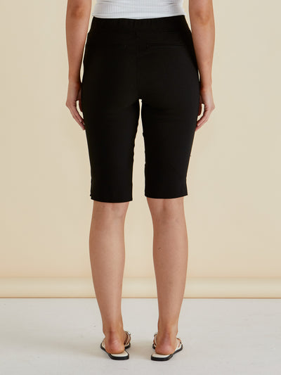 Betty Basics Bermuda Bengaline Short - Black