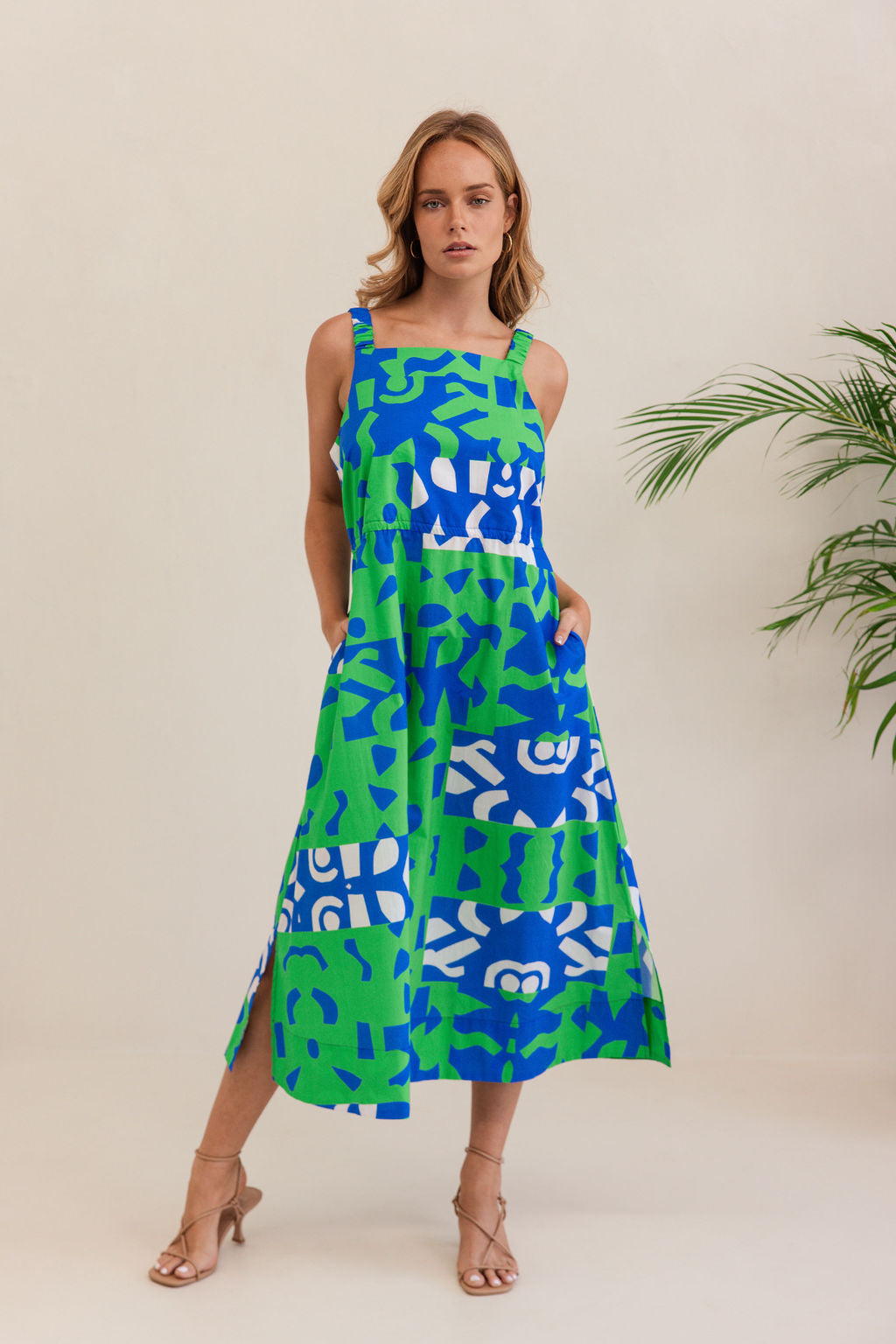 Kaleido K97 Square Nk Dress W Tie - Puzzle Print