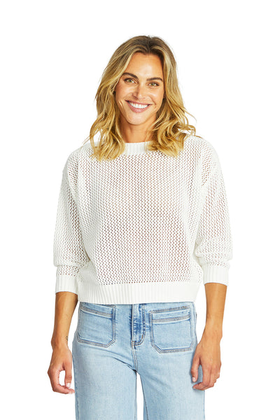 white knit top with 3/4 sleeve