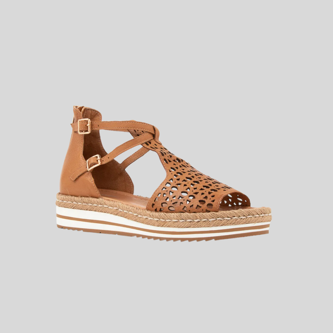 espadrilles tan sandals with zip at the heel