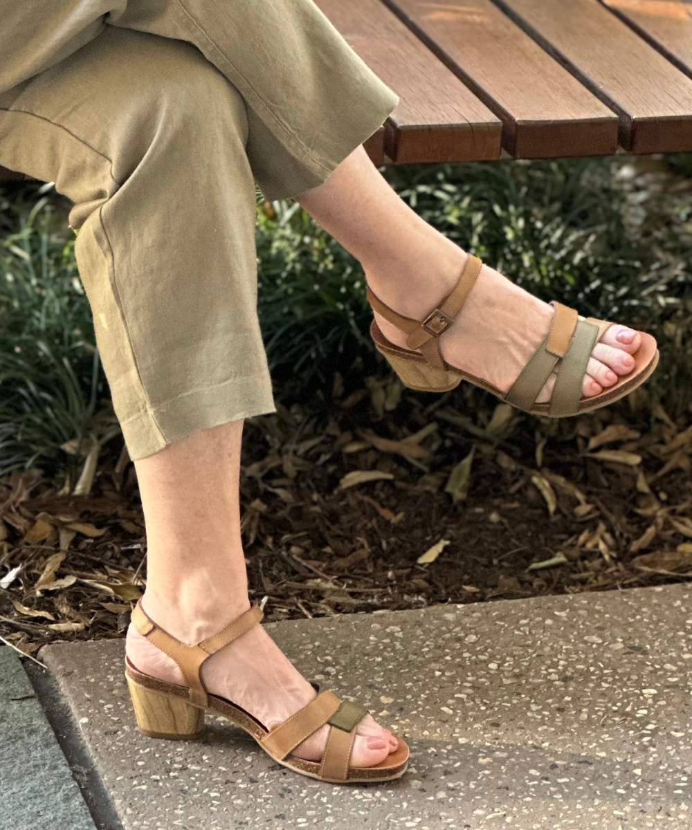 Zeta Bizet - Khaki/Avellana Natural