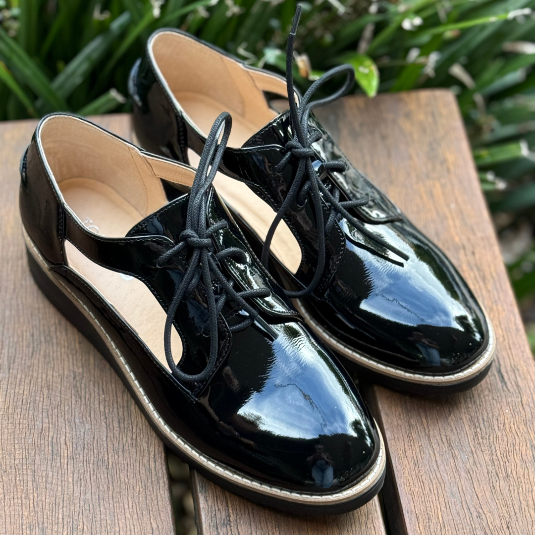 Top End Ollays - Black Black Patent