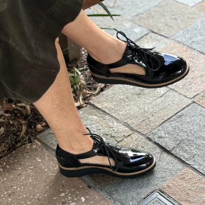 Top End Ollays - Black Black Patent