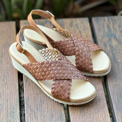 Neo Romina MC-126 - Cuero Roble