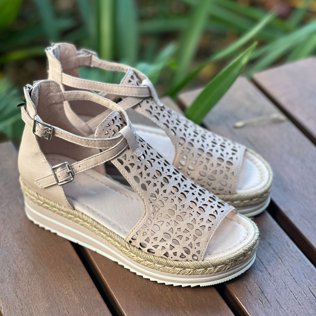 django and juliette sandals sale