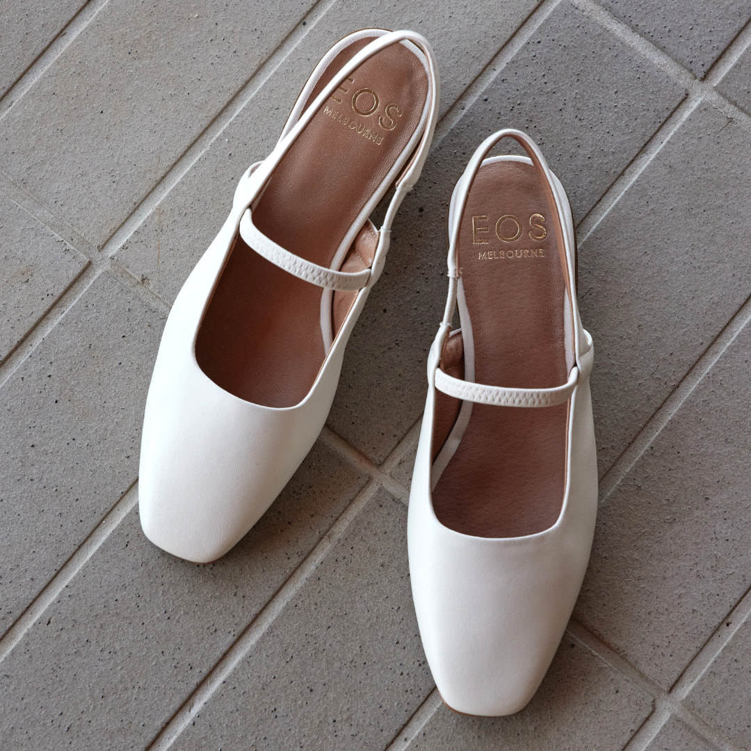 Sonu Flat | Bone Sonu Flat | Bone