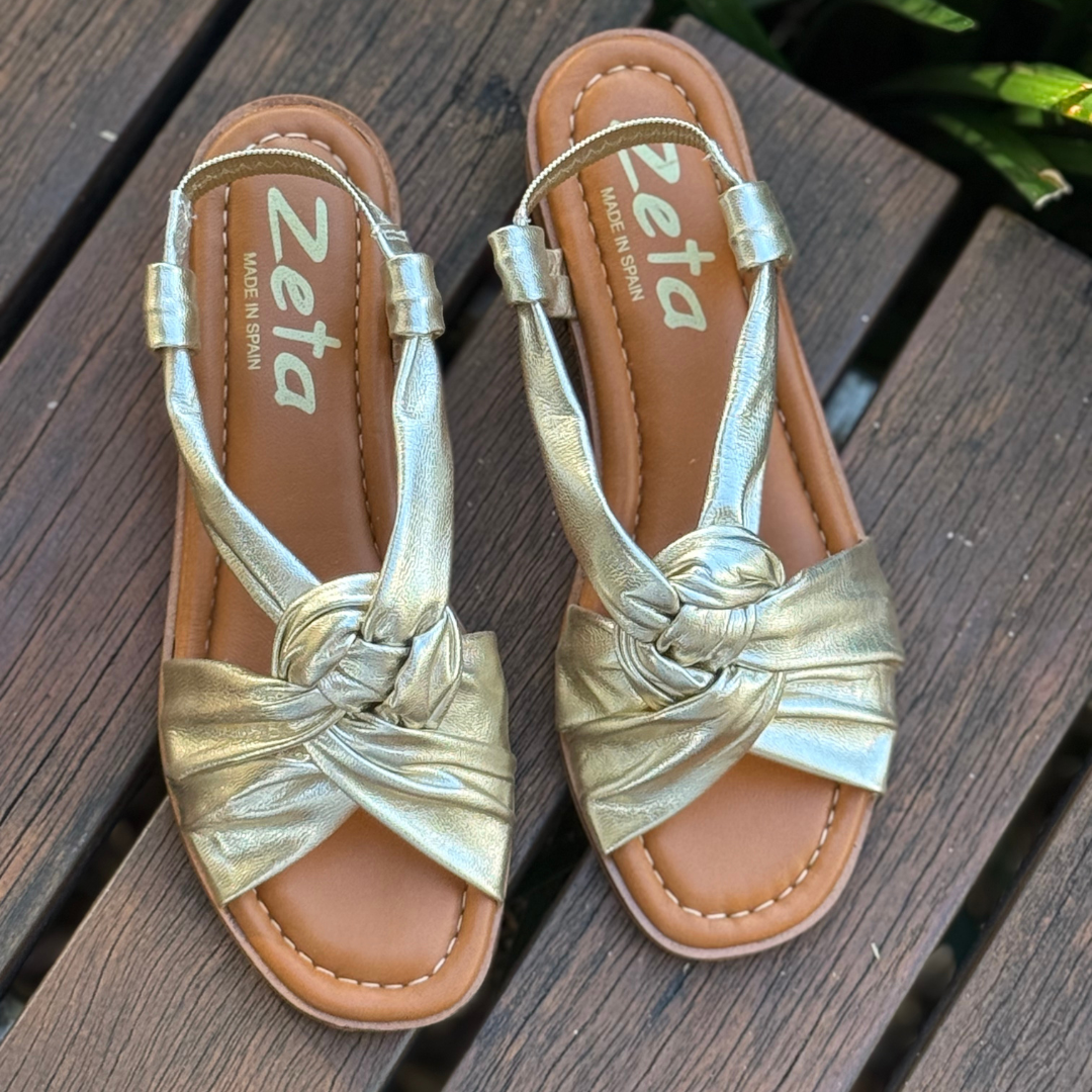 Zeta Dulcie - Light Gold