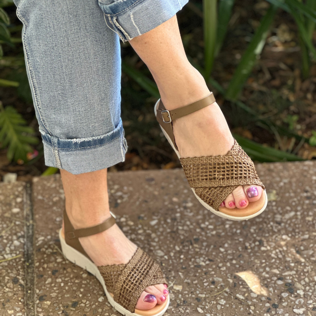tan khaki sandals with soft footbed