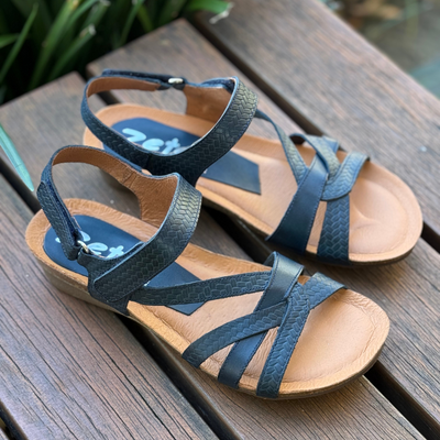 Navy sandals on a 4cm wedge with adjustable velcro instep strap