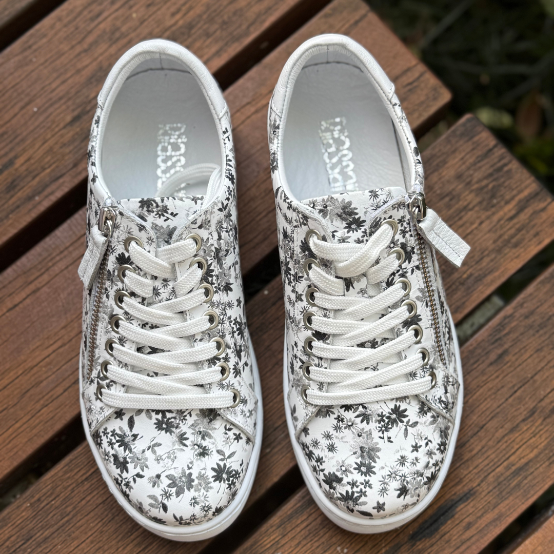 Rilassare Token Fresh - White-Black Floral