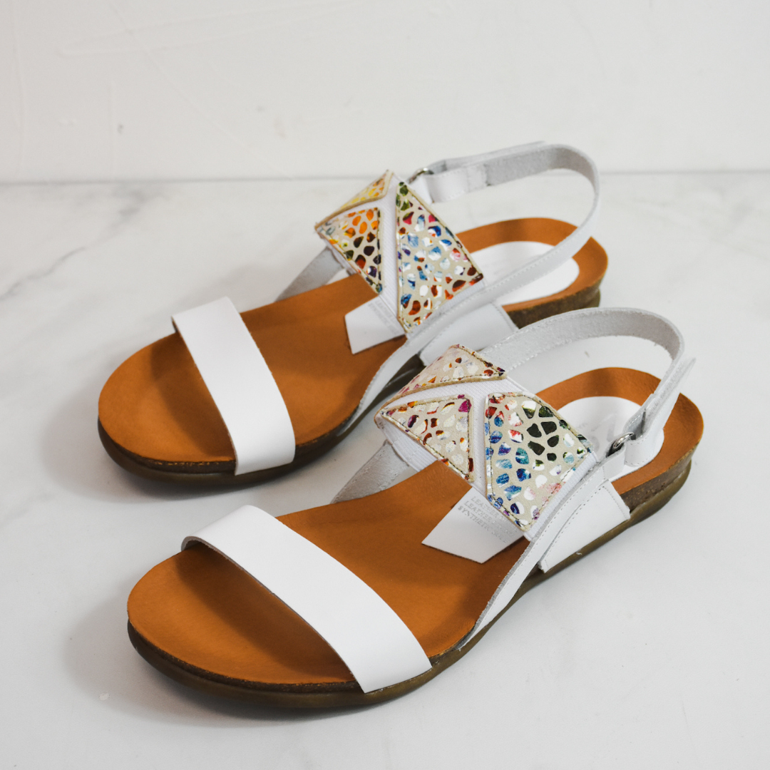 Zeta white leather sandals