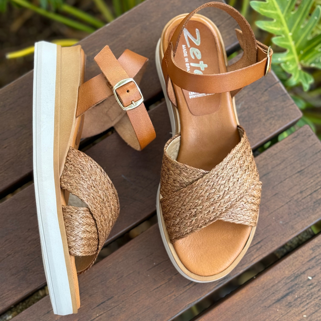 Zeta Debbie - Avellana Natural/Rafia