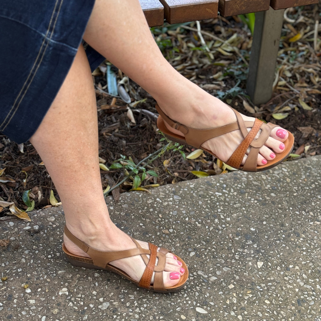 Zeta Often - Avellana Natural/Tan