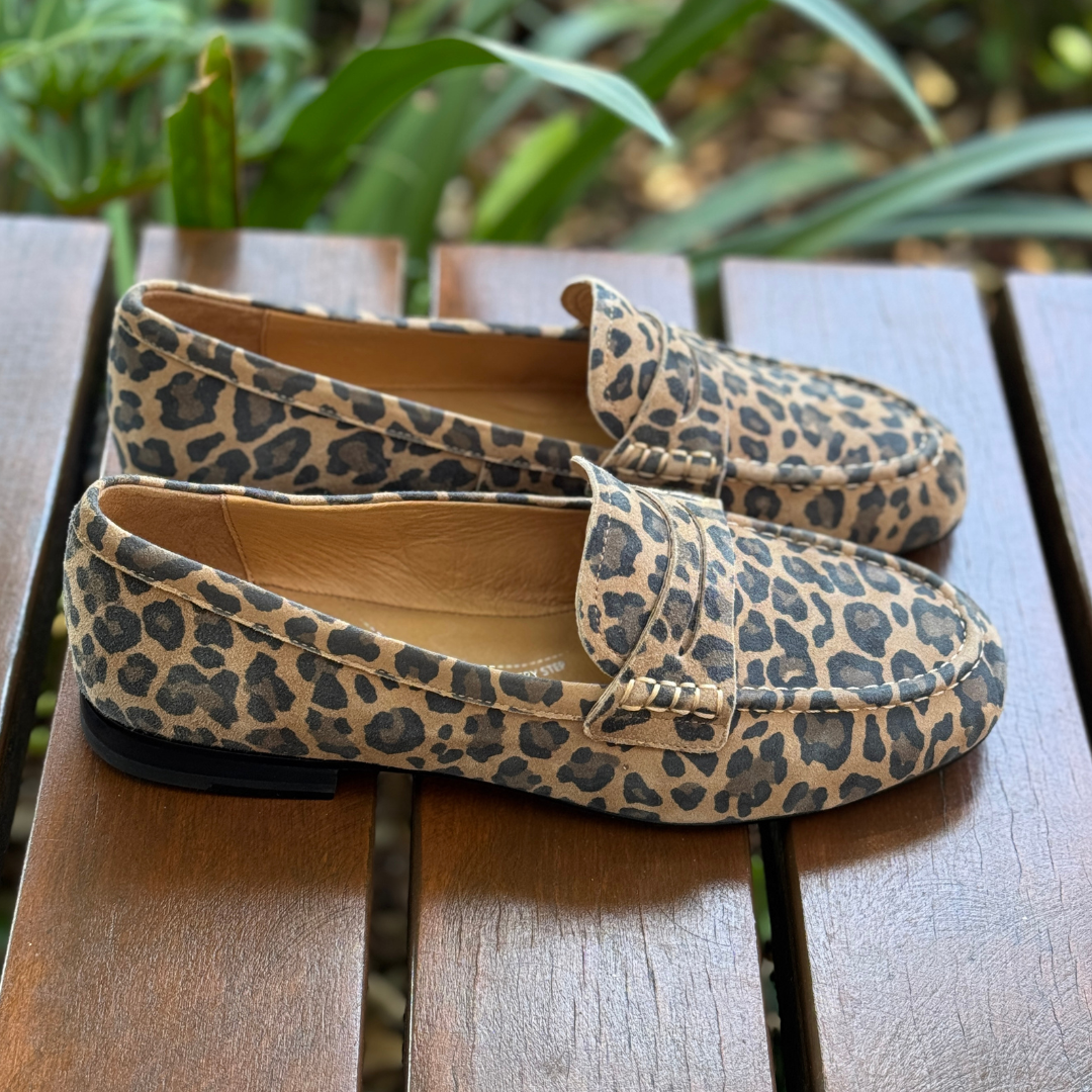Ziera Deline XW - Camel Leopard Suede – Shannons Shoes