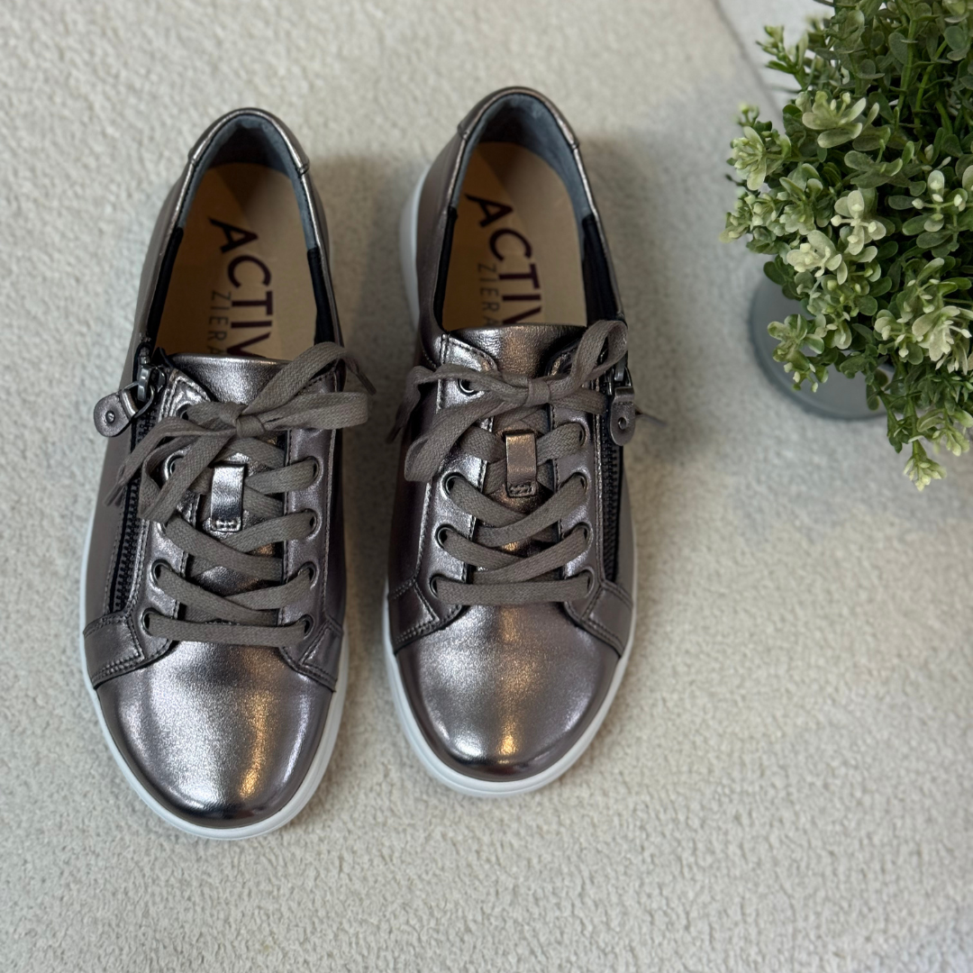 ziera petwre sneakers with side zip and extra wide fitting

