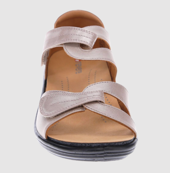 Geneva Revere shoes sandals 