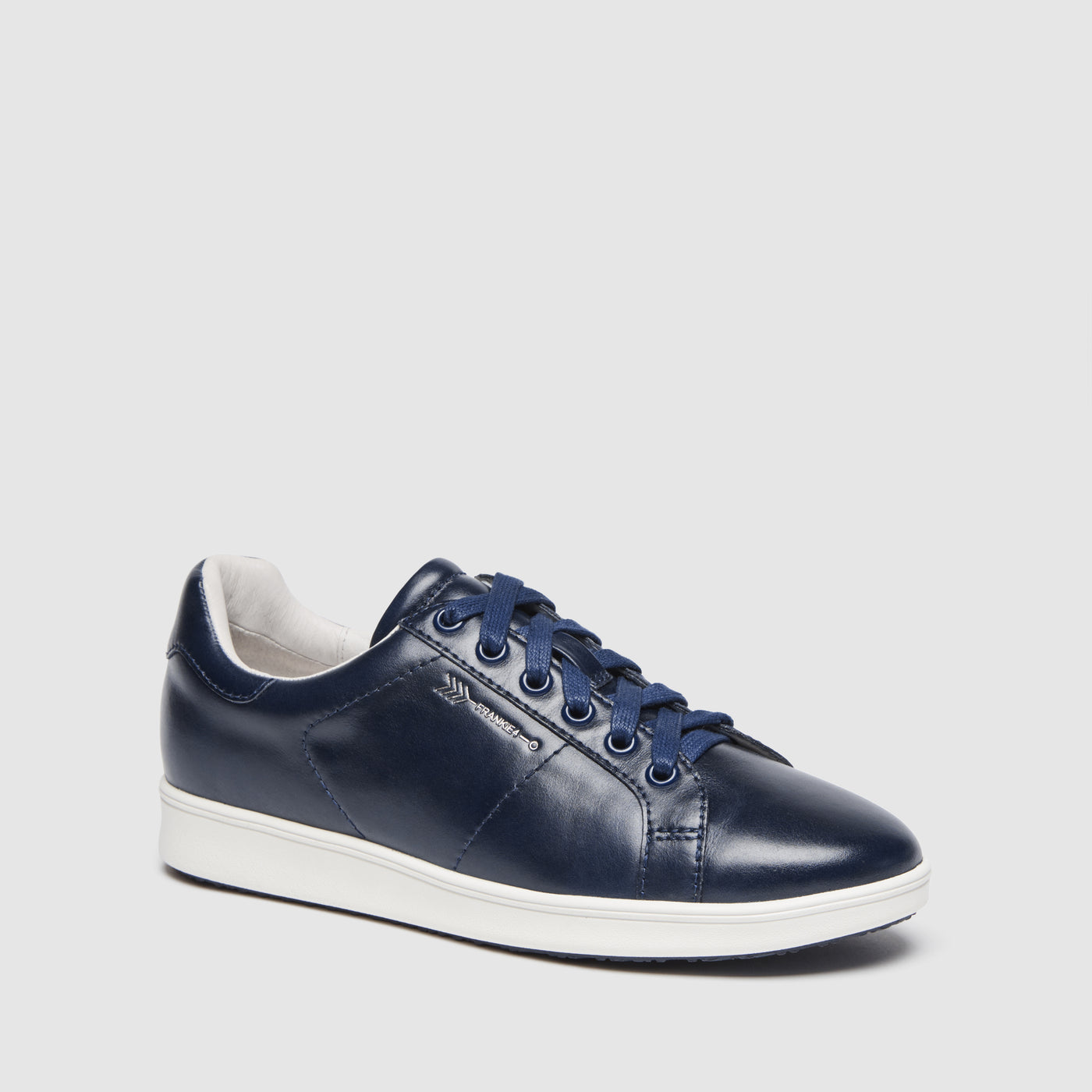 Navy Sneaker white sole - Contrasting Lace 