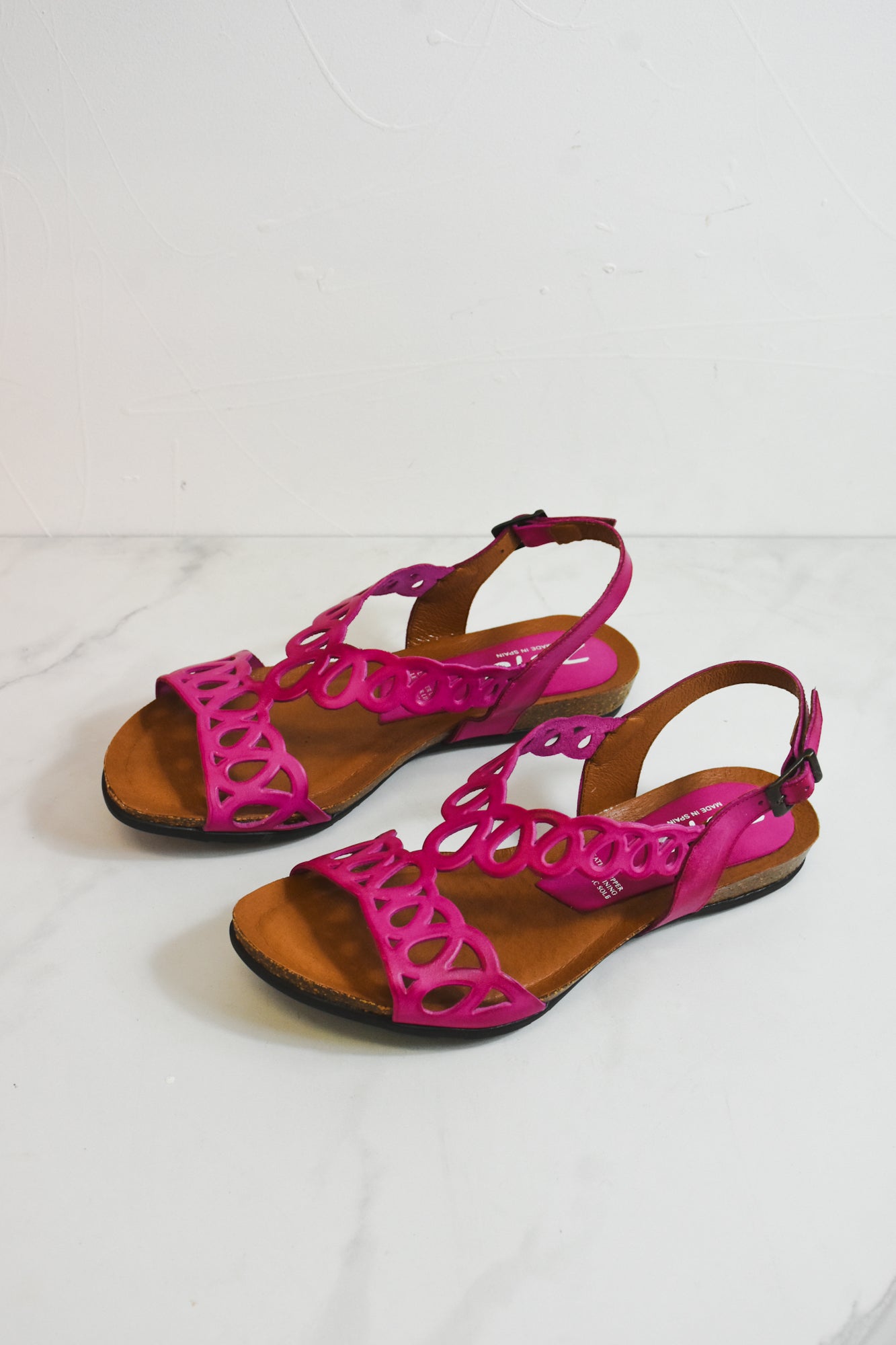 Zeta Fuxia pink Posar leather sandal
