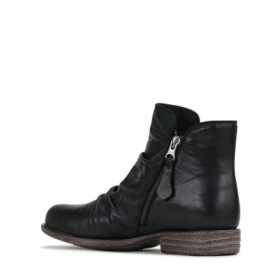 willet leather black boots with low heel