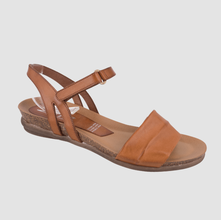 Zeta women's leather casual sandal